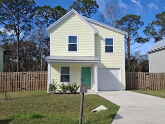 495 S Woodlawn St, St. Augustine, FL 32084