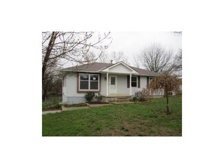 18496 Ridge Dr, Linwood, KS 66052