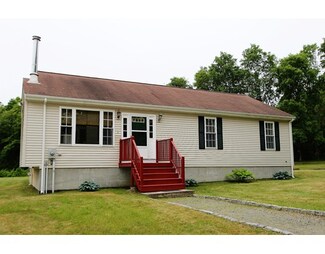 3 Morris Hope Ln, Berkley, MA 02779