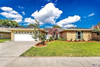 209 Coachman Dr, Houma, LA 70360