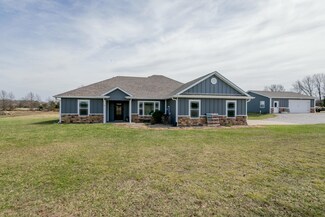 16300 N Route U, Centralia, MO 65240