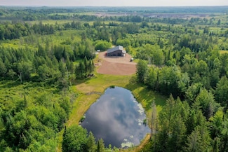 W6306 Hillcrest Rd, Medford, WI 54451