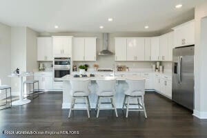 101 Woolley Ct, Ocean Township, NJ 07755