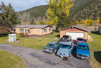 5830 Memory Ln, Clinton, MT 59825