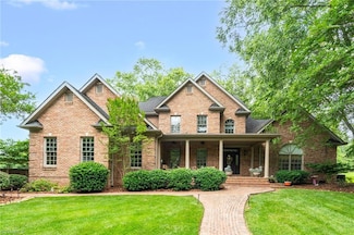 7672 Crossing Ridge Dr, Belews Creek, NC 27009