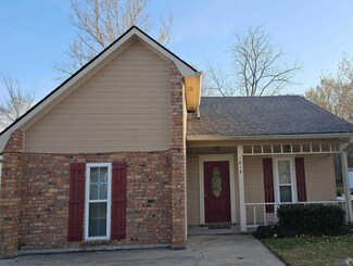 1615 W Terry St, Gonzales, LA 70737