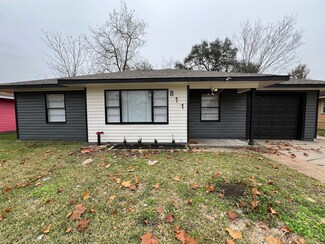 811 Evonne St, Houston, TX 77017