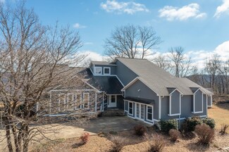 698 County Road 372, Ider, AL 35981