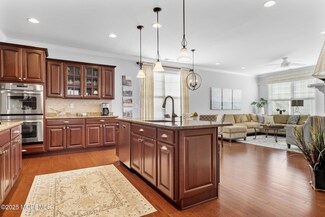 3 Salerno Rd, Manalapan, NJ 07726