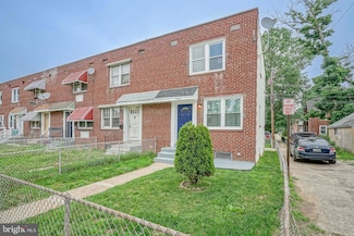 3036 Essex Rd, Camden, NJ 08104