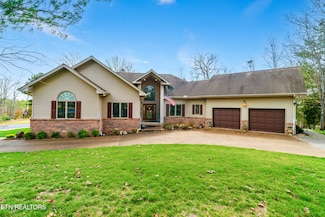 211 Tahlequah Dr, Loudon, TN 37774