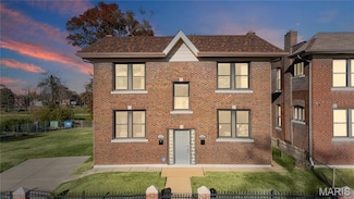 3843 Saint Ferdinand Ave, Saint Louis, MO 63113