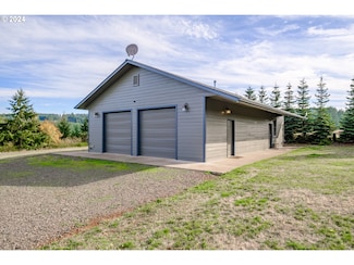17494 Powers Creek Loop Rd NE, Silverton, OR 97381