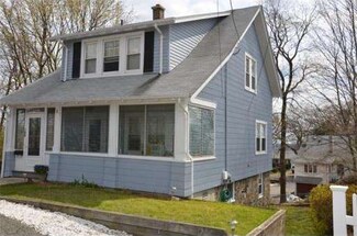 108 Rock Glen Rd, Medford, MA 02155