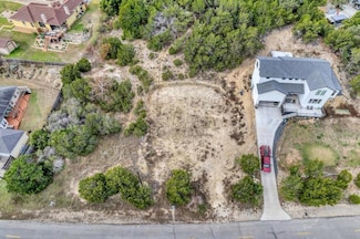 312 Alloway Dr, Briarcliff, TX 78669