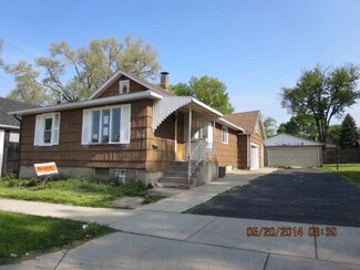 620 Jungles Ave, Aurora, IL 60505