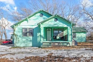 401 Willow St, Ector, TX 75439