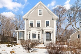 1 Winthrop St, Essex, MA 01929