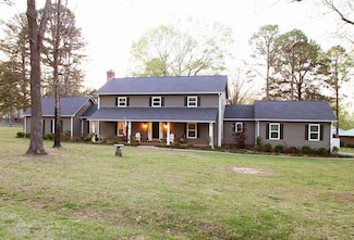 24 Shoemaker Dr, Batesville, AR 72501