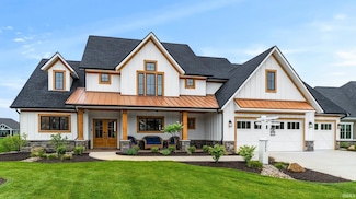 5272 Greyson Heights Dr, Auburn, IN 46706