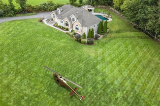 268 Mountain Rd, Concord, NH 03301