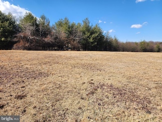 4199 York Rd, New Oxford, PA 17350