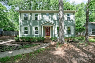 8936 Rittenhouse Cir, Charlotte, NC 28270