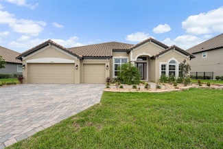 33219 Kateland Dr, Wesley Chapel, FL 33545