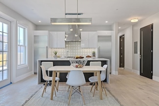 88 Dover St Unit 1, Somerville, MA 02144