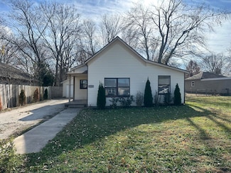 1920 E Cairo St, Springfield, MO 65802