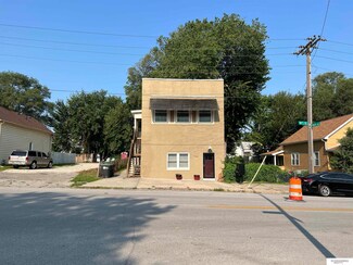 1944 S 10th St, Omaha, NE 68108