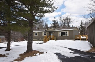 10 W Main Rd, Hinsdale, MA 01235