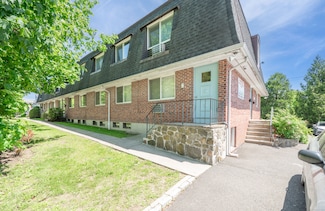 4 Farview Ave Unit 1-10, Danbury, CT 06810