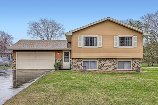 12923 Taylor St NE, Minneapolis, MN 55434