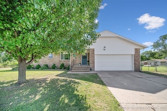 1377 S Wortman Ave, Claremore, OK 74017