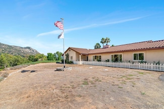 25980 Forest Dr, Escondido, CA 92026
