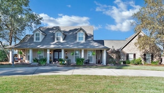 4884 Dixie Garden Dr, Shreveport, LA 71105