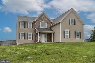 301 Ida Red Dr, Leesport, PA 19533
