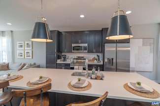 421 Willowshire Ct, Waynesboro, VA 22980