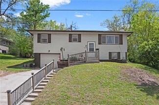 115 Collette St, Excelsior Springs, MO 64024