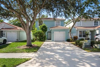6669 Green Island Cir, Lake Worth, FL 33463