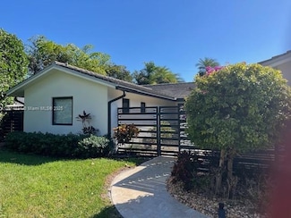 2606 N Riverside Dr, Pompano Beach, FL 33062