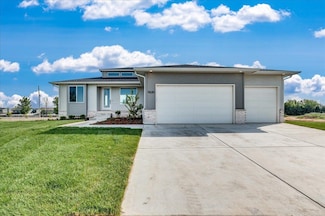 9630 W Cedar Ln, Maize, KS 67101