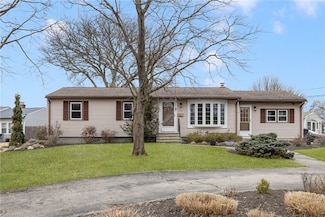 113 Cove Ave, Warwick, RI 02889