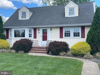 212 Nancy La, Ewing, NJ 08638