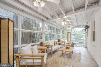 5818 Carlyle St, Cheverly, MD 20785