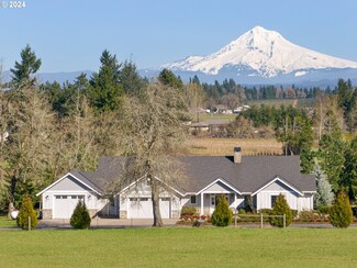 16570 S Springwater Rd, Oregon City, OR 97045