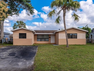 6641 Custer St, Hollywood, FL 33024