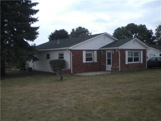 2364 Old Springfield Rd, New Holland, OH 43145