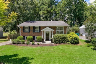 2640 Spring Dr SE, Smyrna, GA 30080